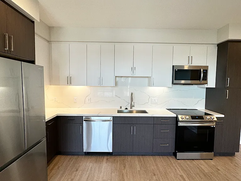 Evoc Hillcrest — Photo 53