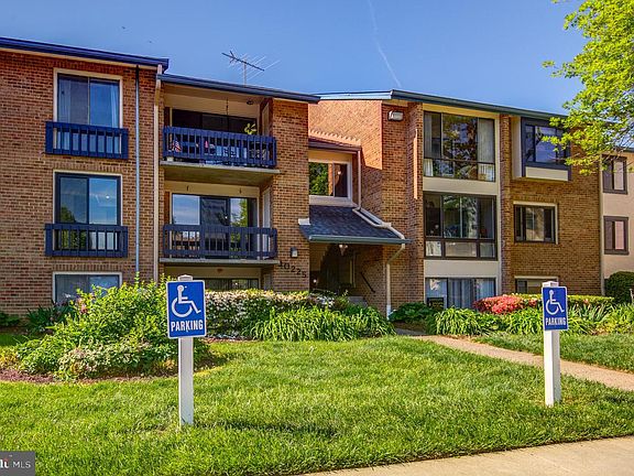 4th image of 10225 Valentino Dr APT 7224