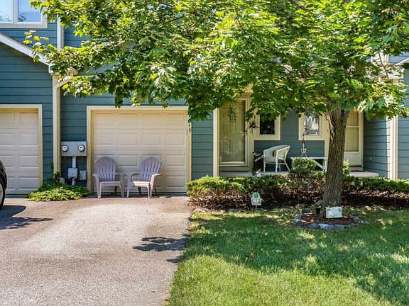 3rd image of 248 Lakeside Dr