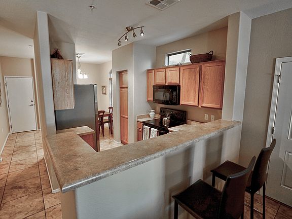 5th image of 17150 N 23rd St Unit 140