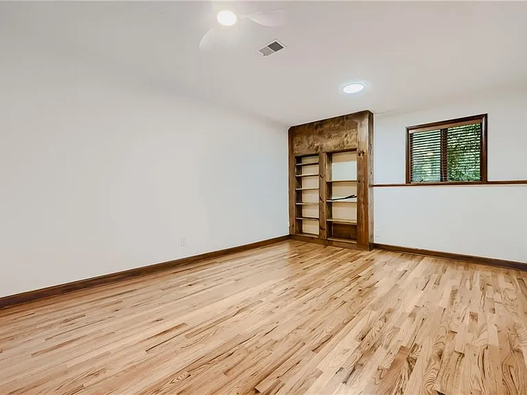 570 Idlewood Dr NW — Photo 21