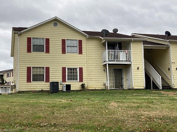 5th image of 511 Mystic Dr APT D