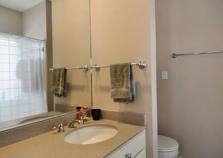 4405 Bowser Ave #205 — Photo 16