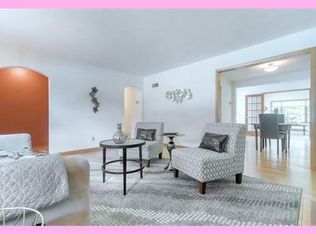 903 Schultz Pl, Monona, WI 53716