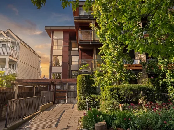 1661 E 2nd Ave #107, Vancouver, BC V5N 1E1