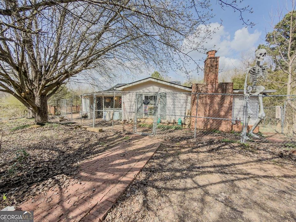 1st image of 98 Viper Ln