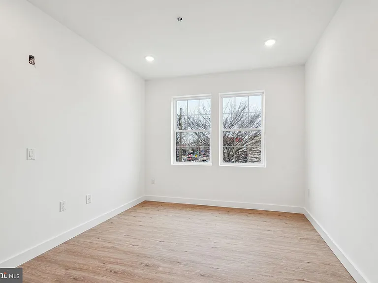 4181 Mantua Ave #2 — Photo 15