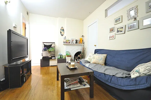 Rented by Compass | media 13
