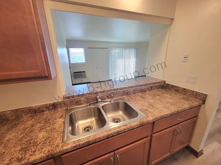 Parkview East — Photo 11