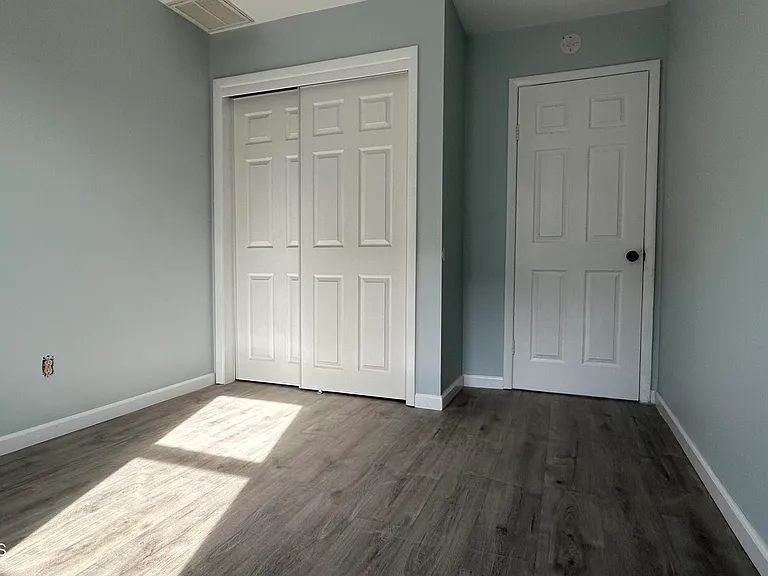 58 Kearney Ave — Photo 14