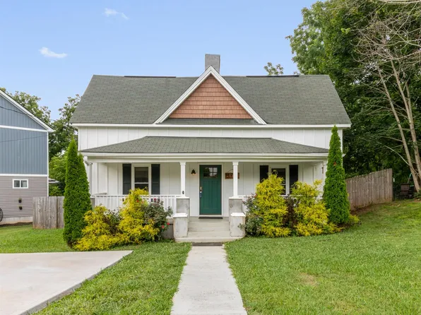 761 N Main St, Canton, NC 28716