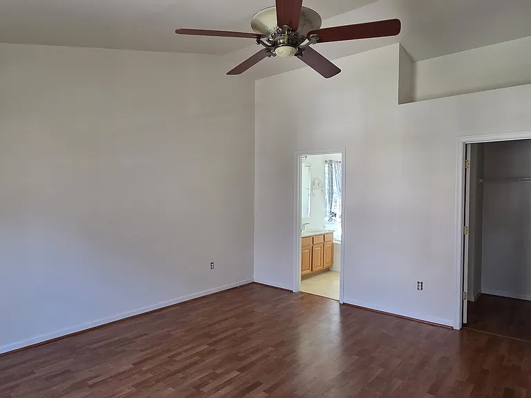 19225 Wheatfield Dr — Photo 11