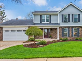 7810 Danbury Dr, Darien, IL 60561