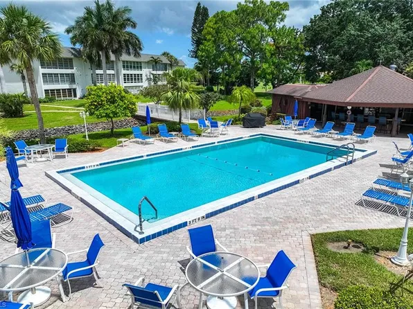 315 Saint Andrews Blvd APT D38, Naples, FL 34113