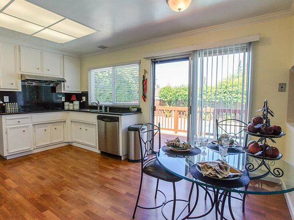 4th image of 4720 Corrales Dr