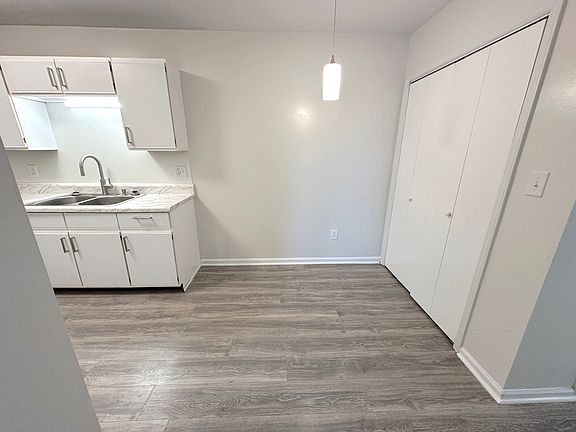 5th image of 2732 Brandon Ave SW #D2