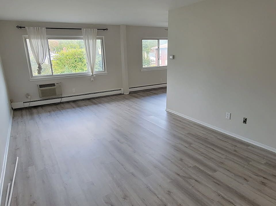 1st image of 154 Cold Spring Rd APT 88