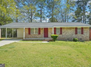 1039 Green Meadow Dr, Madison, GA 30650