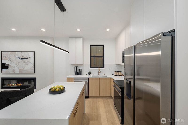 5th image of 9024 Corliss Avenue N #B