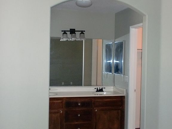 Master Bath Room