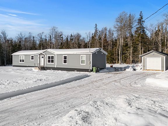 2nd image of 1821 Mount Stewart Rd