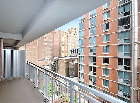 3rd image of 225 Schermerhorn St APT 4P