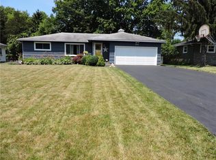 249 Sunnyside Dr, Rochester, NY 14623