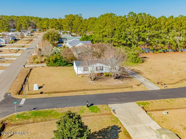 898 Birdie Court, Carolina Shores, NC 28467