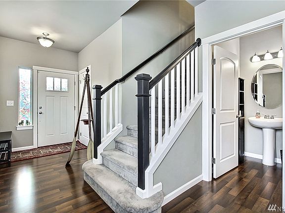 2nd image of 11419 175th St E