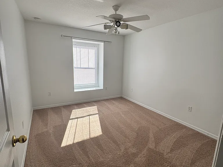 3038 Seaview Castle Dr — Photo 9