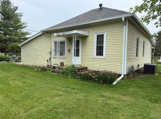 13909 High St, Petersburg, IL 62675