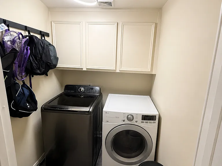 2248 La Branch St — Photo 14