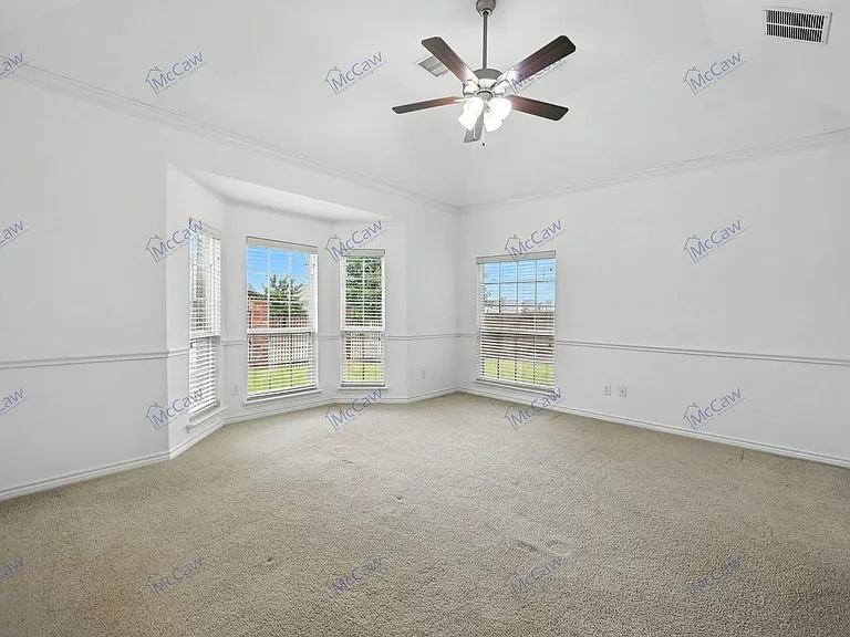 8549 Meadow Sweet Ln — Photo 11