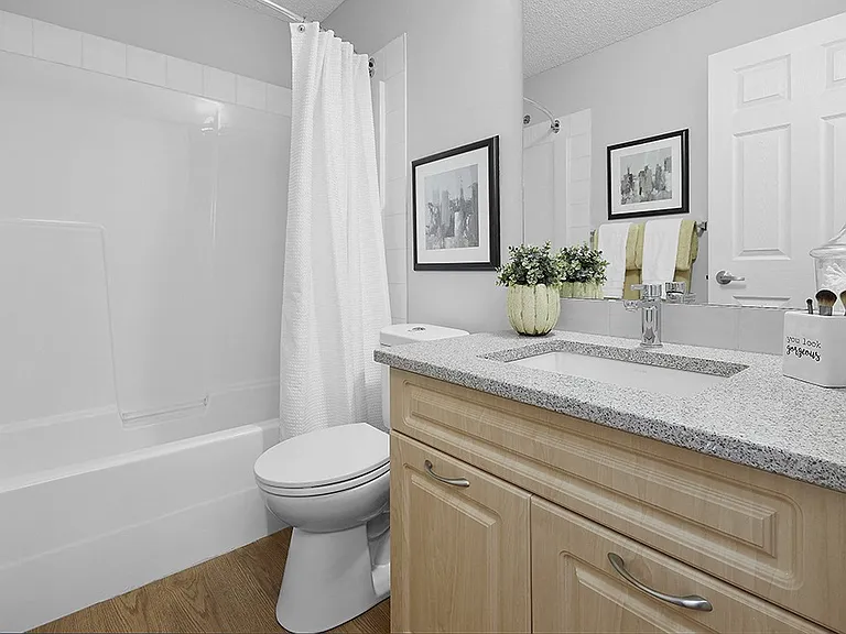 470 Macewan Rd SW — Photo 9