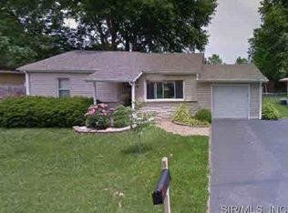 6 Timothy Ln, Belleville, IL 62226