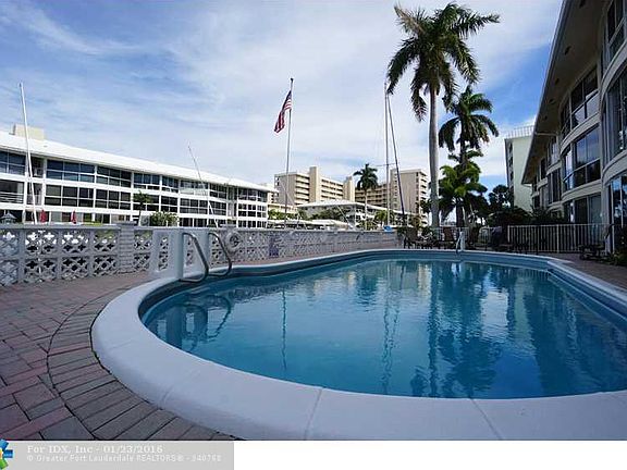 3rd image of 3051 NE 47th Ct APT 201