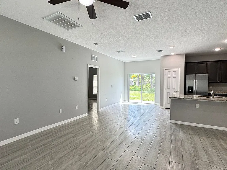 2613 Tolman Ave SE — Photo 26