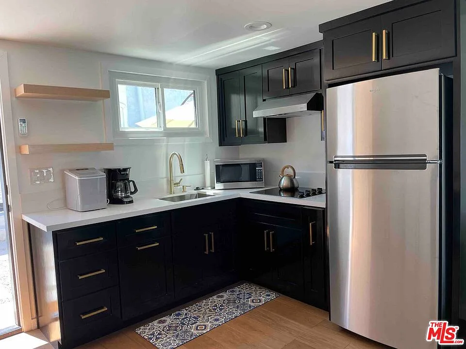 1 bed, 1.0 bath, 500 sqft, $2,450 — Photo 4