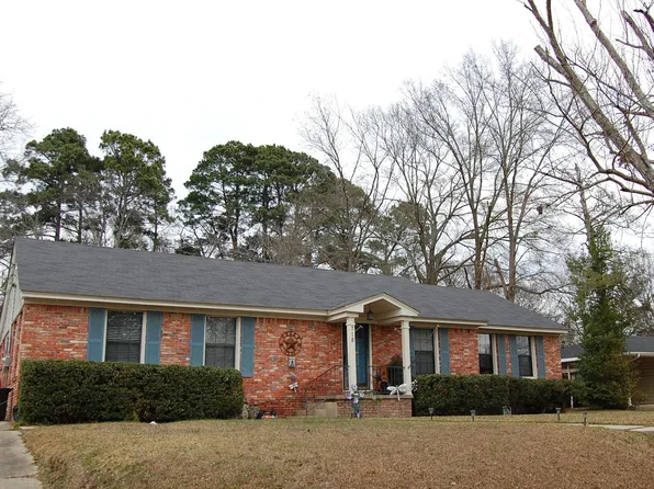 718 North St, Gilmer, TX 75644