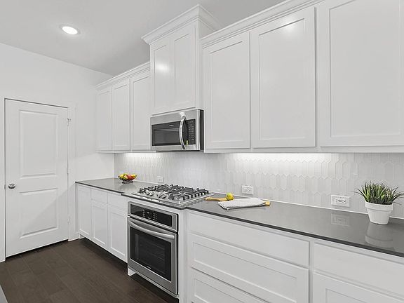 5th image of 1287 Casselberry Dr