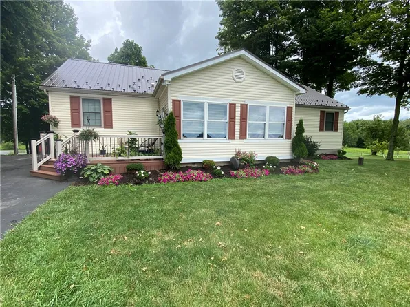 2542 Lake Rd, Atlantic, PA 16111