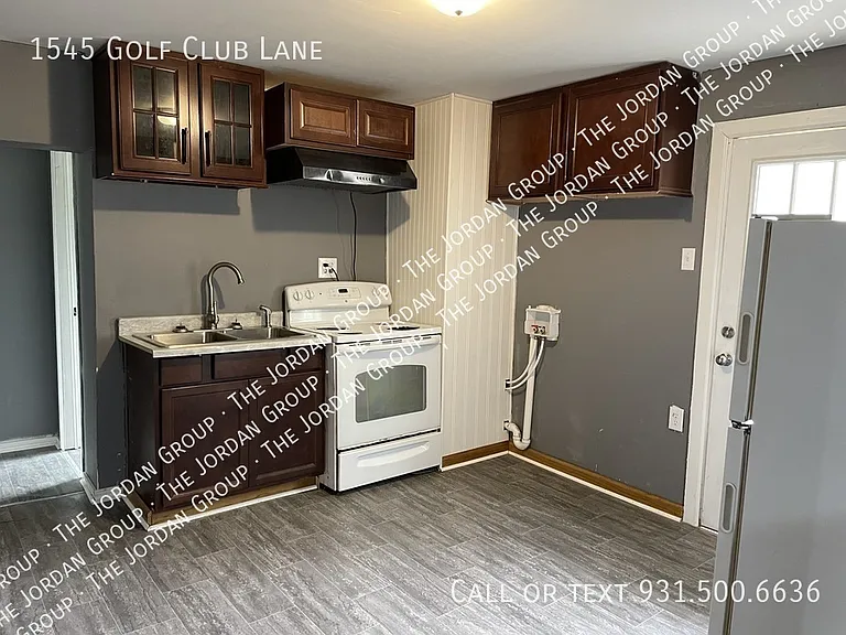 1545 Golf Club Ln — Photo 5