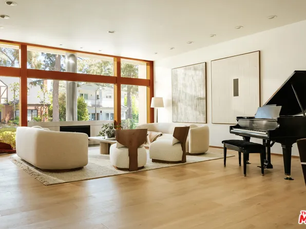 622 24th St, Santa Monica, CA 90402