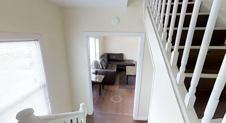323 Lexington Ave — Photo 36