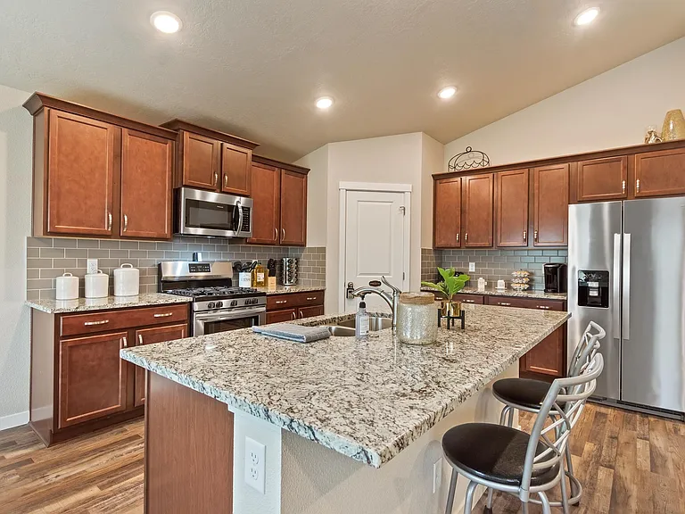 17893 Sunset Ridge Ave — Photo 14