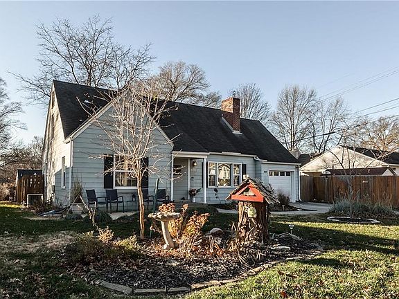 2nd image of 4907 W 55th St