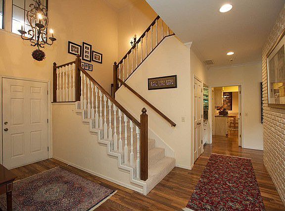 Two story foyer