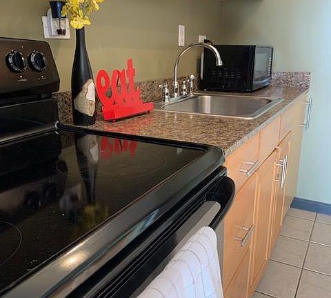 2nd image of 1941 Church Ln APT 605