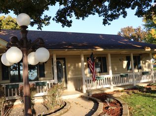 201 Meadowmere Ct, Lebanon, MO 65536