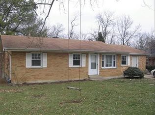 11 Lakeshore Dr, Florence, KY 41042